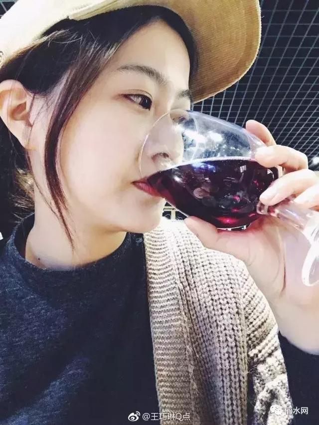 厉害了小姐姐！浙江28岁美女作家出版10部小说，书还被拍成网剧
