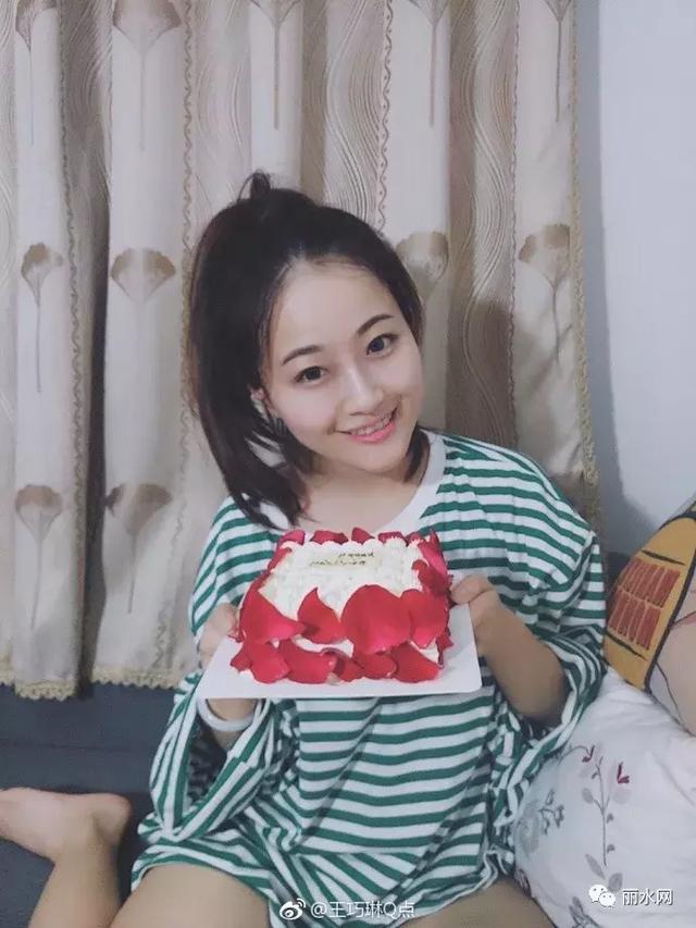 厉害了小姐姐！浙江28岁美女作家出版10部小说，书还被拍成网剧
