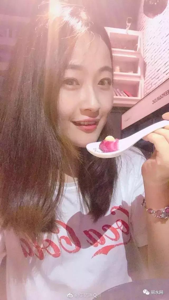 厉害了小姐姐！浙江28岁美女作家出版10部小说，书还被拍成网剧